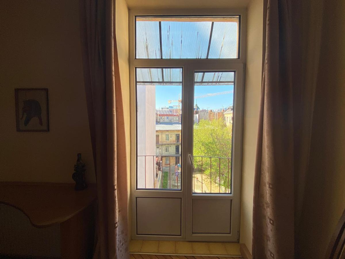 Apartment On Svobody Avenue Львів Екстер'єр фото