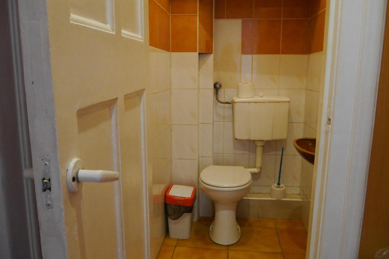 Apartment On Svobody Avenue Львів Екстер'єр фото